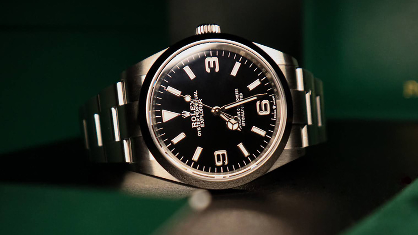 Rolex Explorer 124270 - Watch Reviewed Watchout